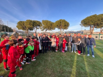 «Sicuro, di ultima generazione, performante». Ricci, Della Dora e Pozzi inaugurano il nuovo campo di Villa San Martino «un luogo di crescita per centinaia di giovani»