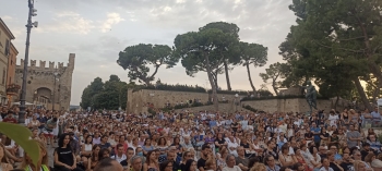 A Passaggi Festival in migliaia per Roberto Saviano