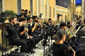 Flashmob del Conservatorio Rossini: il laboratorio di formazione orchestrale in Piazza del Popolo