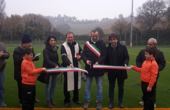 Inaugurati i due campi in erba sintetica del Santa Veneranda: sponda Comune-Polisportiva