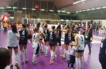 Playoff Serie A2, Volley Pesaro 3 Caserta 2: tredicesima vittoria consecutiva e il sogno continua