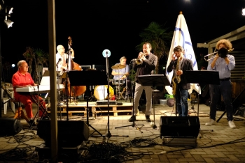 Tornano i “Giovedì delle stelle”: il 23 giugno è la volta dell'Aldemaro Moltedo Jazz Band 