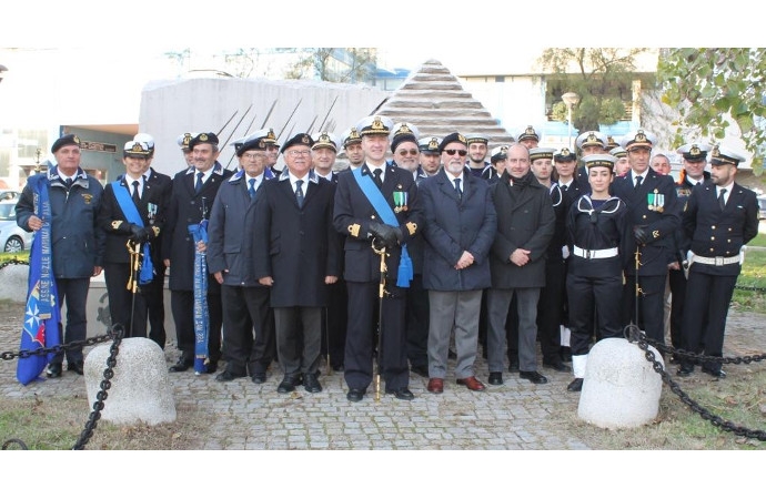 I Vigili del Fuoco e la Capitaneria di Porto di Pesaro festeggiano insieme Santa Barbara