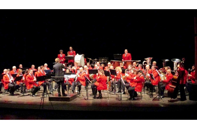 Pesaro, al Teatro Rossini il tradizionale concerto natalizio dell'Orchestra di Fiati di Candelara