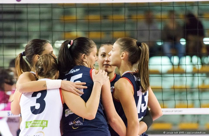 Volley femminile Serie A2, decima giornata: myCicero Pesaro batte Beng Rovigo 3 a 2