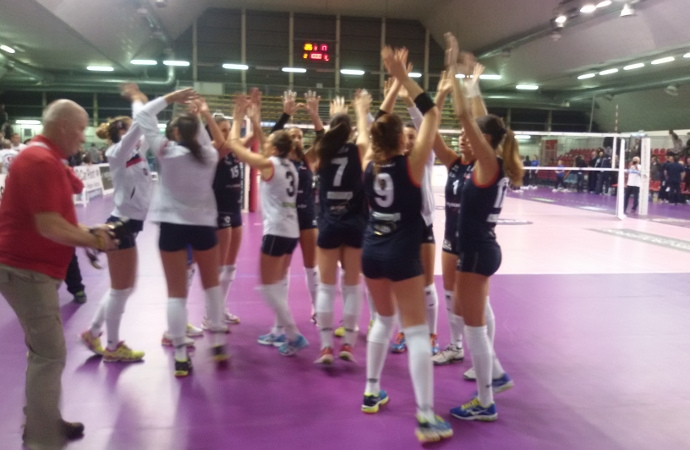 Volley femminile Serie A2, nona giornata: Pesaro batte Palmi 3 set a 0
